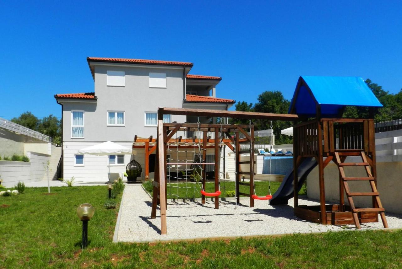 Yourcroatiaholiday - Villa With 6 Rooms Drenje  외부 사진