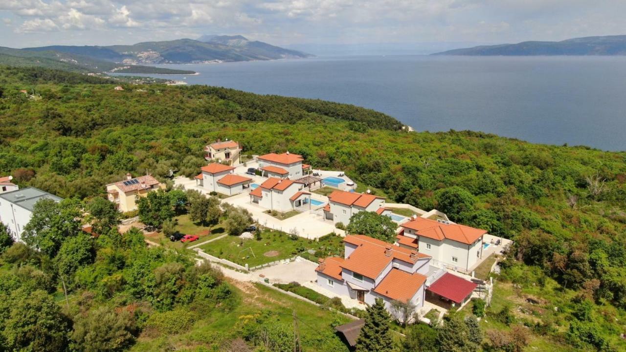 Yourcroatiaholiday - Villa With 6 Rooms Drenje  외부 사진